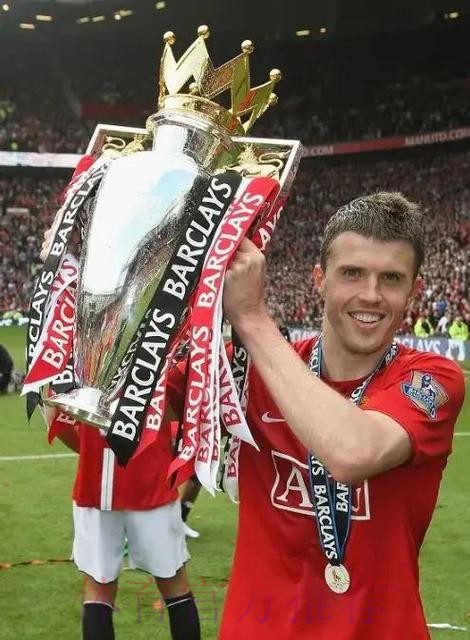 ESPN：曼联球员更倾向卡里克，对他个人魅力和能力印象深刻